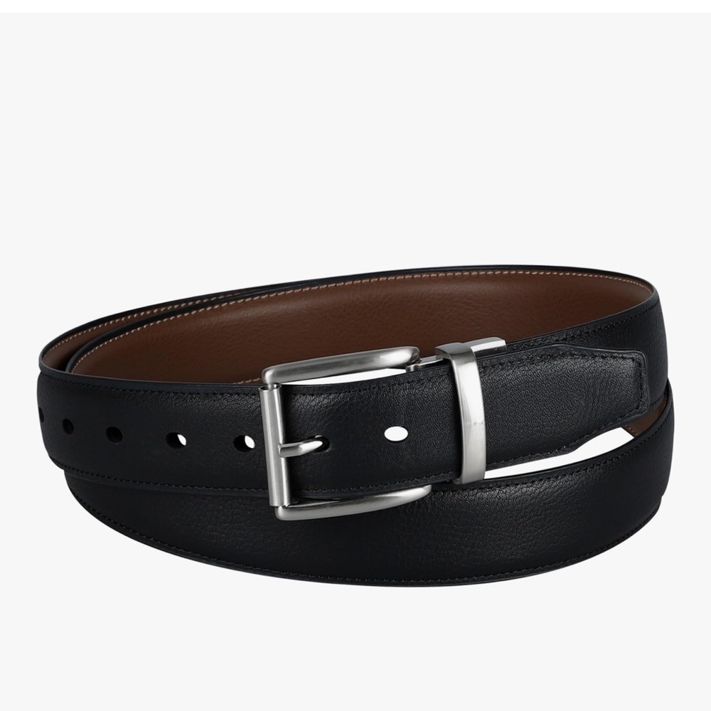 Dockers Black and Brown Reversible Leather Belt. Size 30-32. Excellent Condition